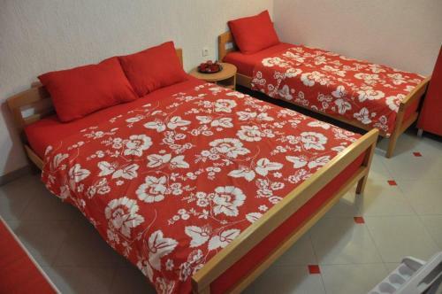 Hostal Nasteski Guest Rooms