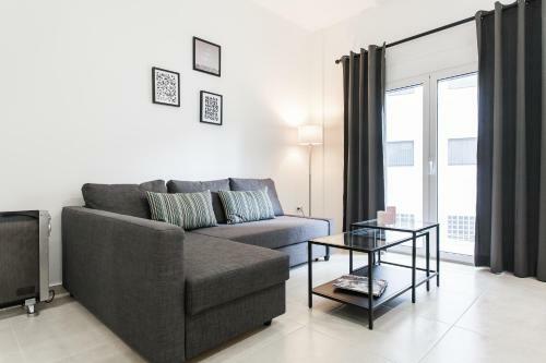 Omnia Pagrati Apartments