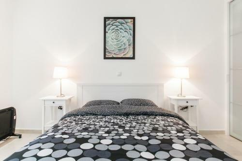 Omnia Pagrati Apartments