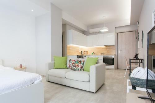 Omnia Pagrati Apartments