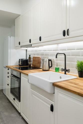 Desirable 1bd Apartment In Kolonaki By Upstreet