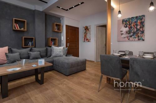 101m� Renovated Apartment In Koukaki