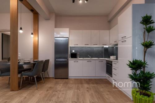 101m� Renovated Apartment In Koukaki