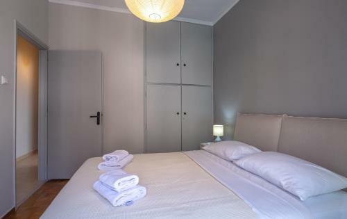 Artemis - Athens Deluxe City Center Apartment