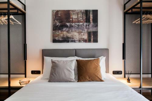 Modern Minimalist 3bd Apartment In Hilton District By Upstreet