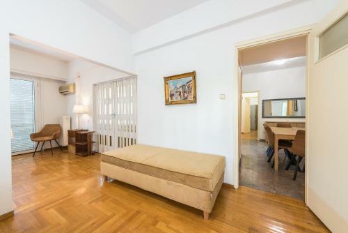 Victoria Plaza Palace Apartments