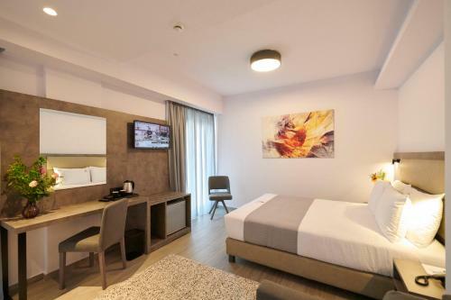 Meni Hotel