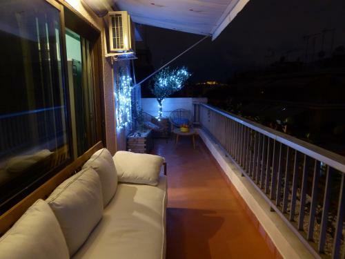 Sophia's Penthouse Apartment With Acropolis View From Big Terrace