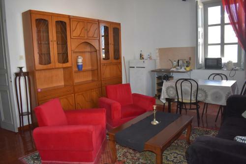 Agia Marina Center Town, Catia
