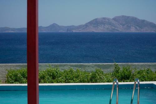 Anefanti Villas