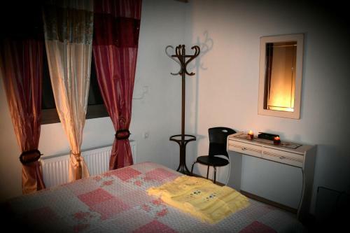 Village House Aretousa