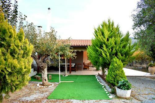 Village House Aretousa