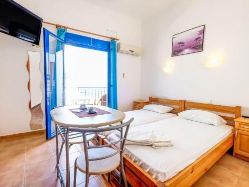 Inviting Apartment In Therma With Balcony