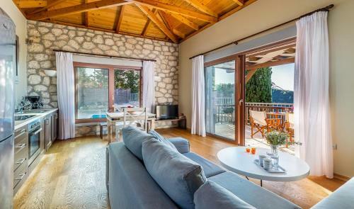 Agios Nikitas Resort Villas