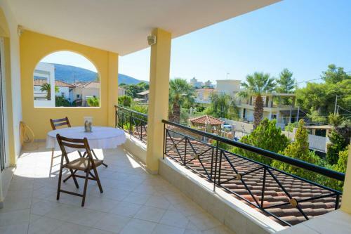 Luxury Apartment Anavissos