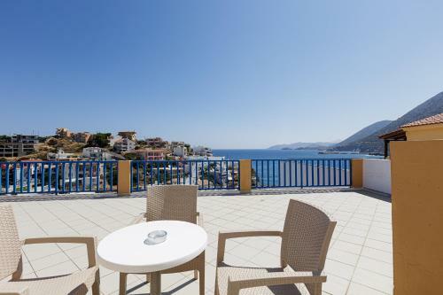 Aparthotel Sofia - Mythos Beach