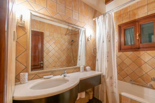Villa Benele , Corfu