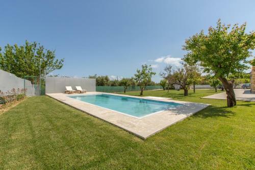 Kokkino Metochi Villa Sleeps 9 Pool Air Con Wifi