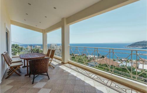 Amazing Home In Kaki Thalassa Keratea W/ 3 Bedrooms