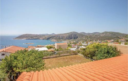 Amazing Home In Kaki Thalassa Keratea W/ 3 Bedrooms