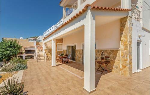 Amazing Home In Kaki Thalassa Keratea W/ 3 Bedrooms