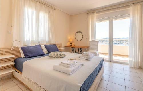 Amazing Home In Kaki Thalassa Keratea W/ 3 Bedrooms