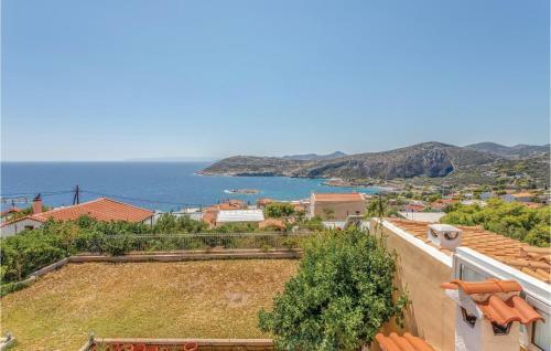 Amazing Home In Kaki Thalassa Keratea W/ 3 Bedrooms
