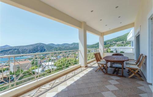 Amazing Home In Kaki Thalassa Keratea W/ 3 Bedrooms