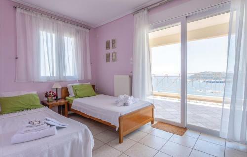 Amazing Home In Kaki Thalassa Keratea W/ 3 Bedrooms