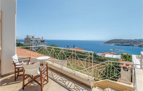 Amazing Home In Kaki Thalassa Keratea W/ 3 Bedrooms