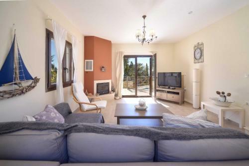 Ahai Paxos Villa