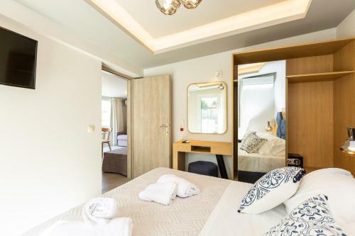 Apartamento Akrogiali Hotel