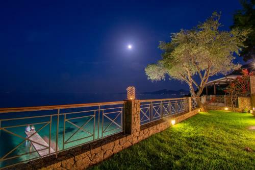 Corfu Beachfront Villa Benele