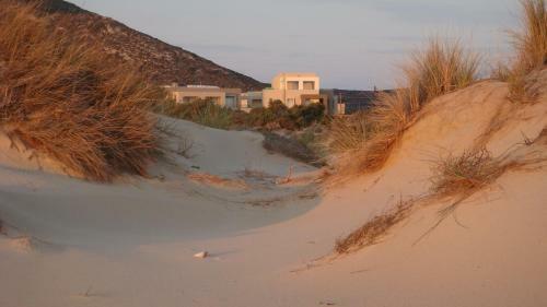 Double Bay Beach Hotel