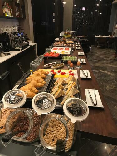 Aya Hotel