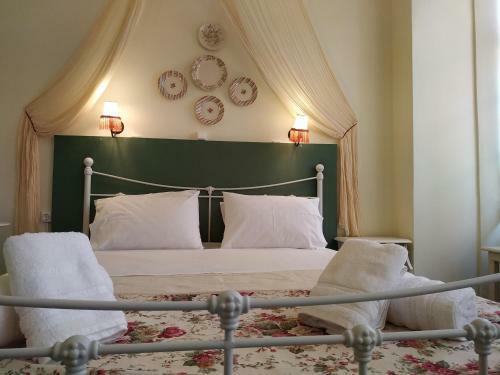 Hostal Fiera Guesthouse