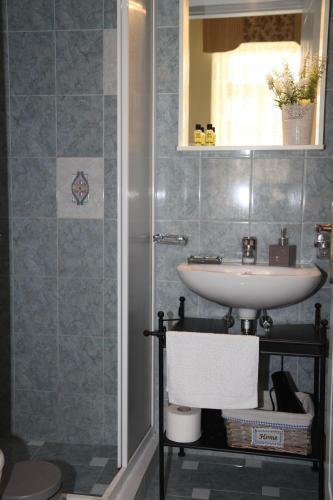 Hostal Fiera Guesthouse