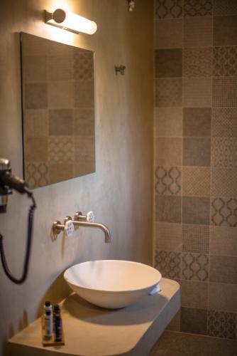 Ippola Boutique Hotel