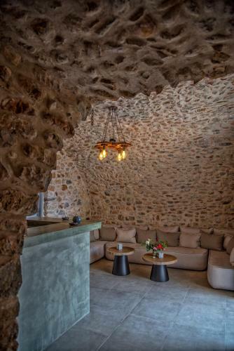 Ippola Boutique Hotel