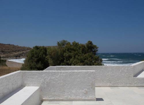 Villa Akrotiri ? The Star Watcher