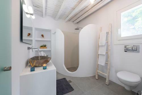 Milinon Suites