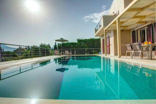 Fiskardo Villa Sleeps 4 Pool Air Con Wifi