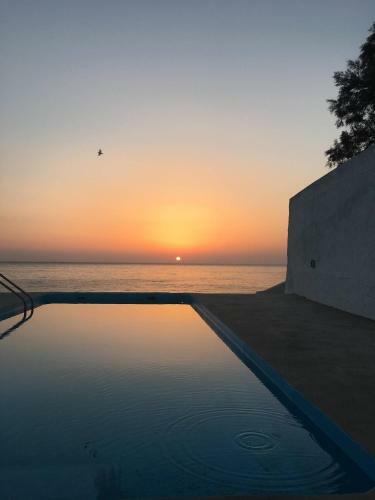 Santorini Grace Villa N01