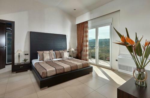 Luxury Villa In Crete With Private Pool - Villa Agrambeli