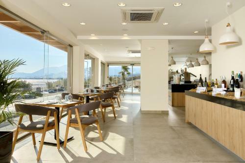 Hotel Enorme Santanna Beach