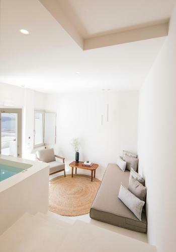 Hotel Akra Suites