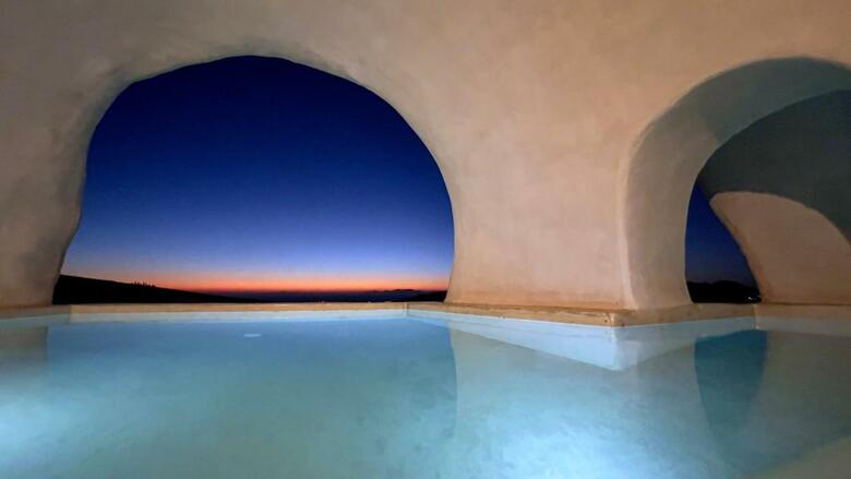 Hotel Divine Cave Experience