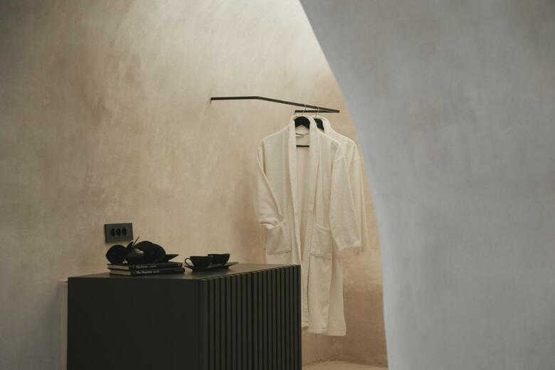Hotel Divine Cave Experience