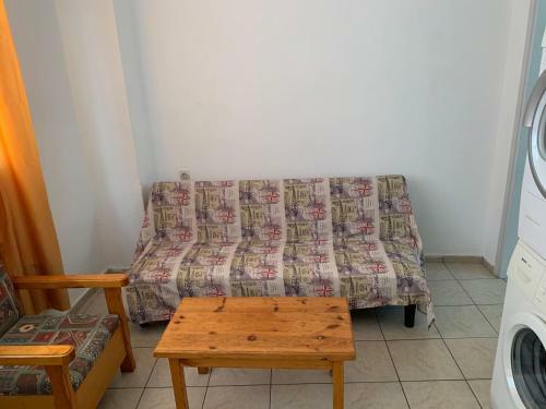 Comfortable And Central Apartment