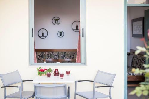 Hotel Mistrali Suites & Apartments